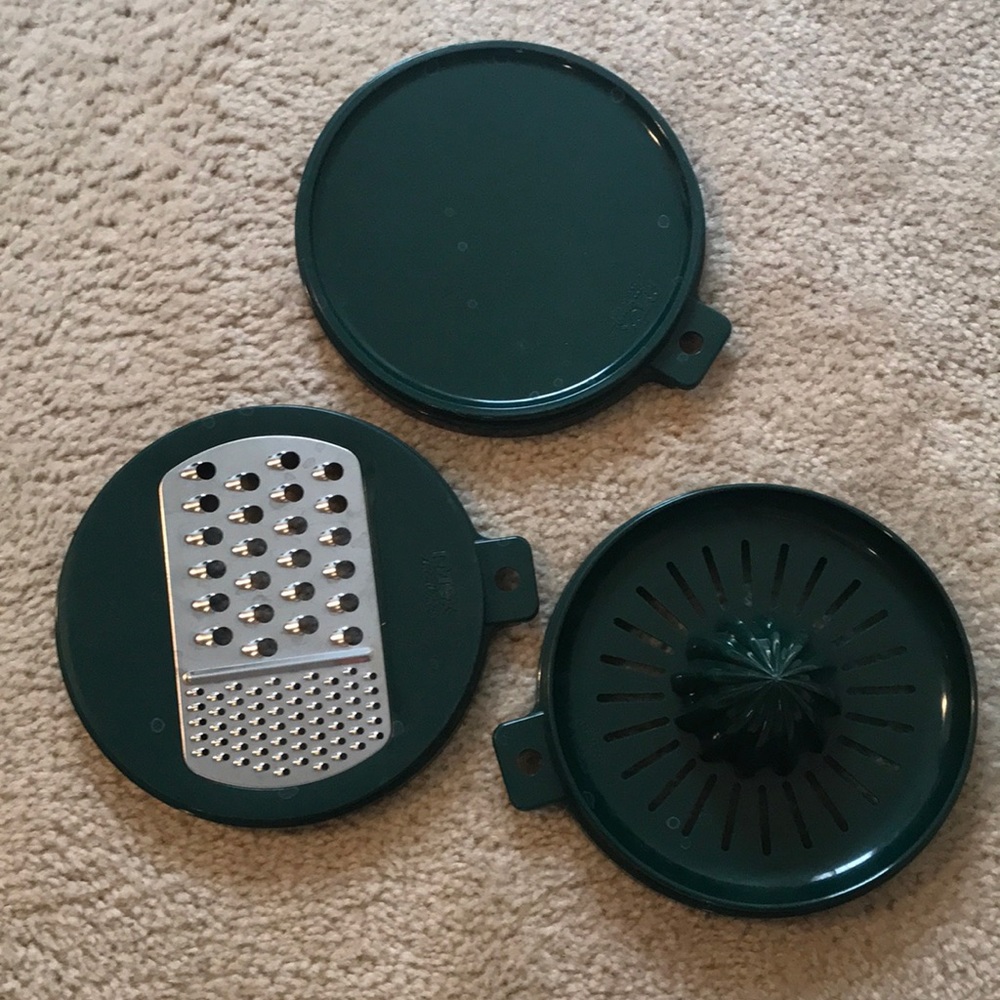 Pyrex lid set
